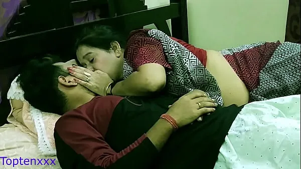 Indian Bengali Milf stepmom teaching her stepson how to sex with girlfriend!! With clear dirty audio meghajtó klip megjelenítése