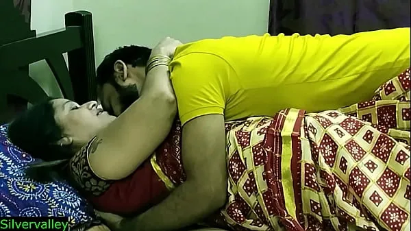 แสดง Indian xxx sexy Milf aunty secret sex with son in law!! Real Homemade sex คลิปการขับเคลื่อน