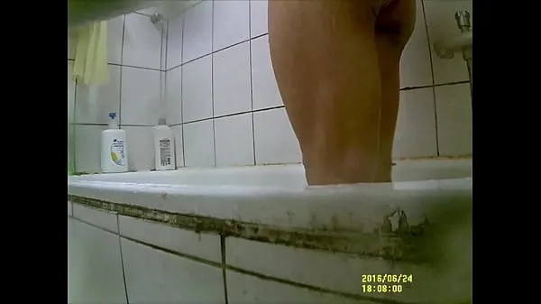 Visa Hidden camera in the bathroom enhetsklipp