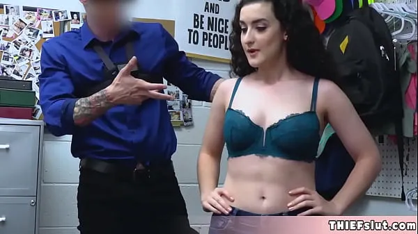 Prikaži Beautiful greek brunette shoplifter chick Lyra offers her perfect teenie pussy posnetke pogona