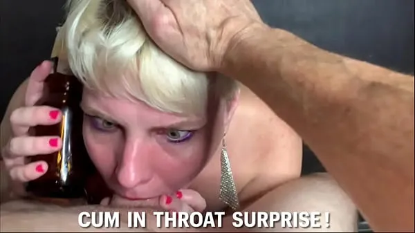 Surprise Cum in Throat For New Year meghajtó klip megjelenítése