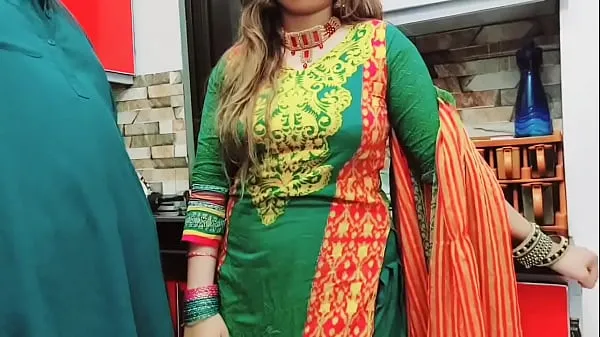 Näytä Indian Wife Real Sex With Father,s Friend With Clear Hindi Voice Full Hot Talking ajoleikettä