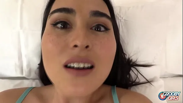 GROOBY GIRLS: Ember Fiera Cums For You meghajtó klip megjelenítése