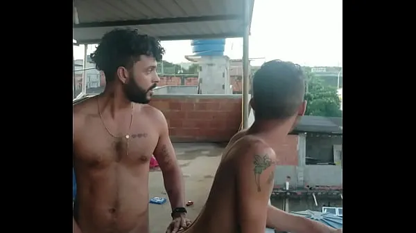 Hiển thị My neighbor and I went to fuck on the roof and we almost got caught Davi Lobo lái xe Clips