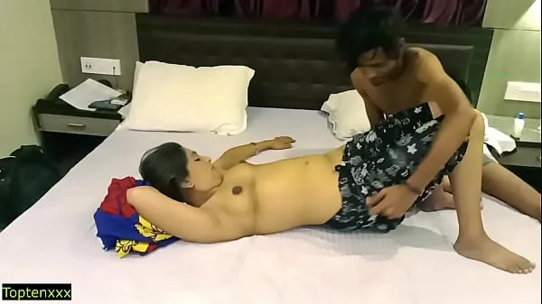 Pokaż klipy Indian hot university girl erotic hardcore sex with teen stepbrother!! Hindi hd sex napędu