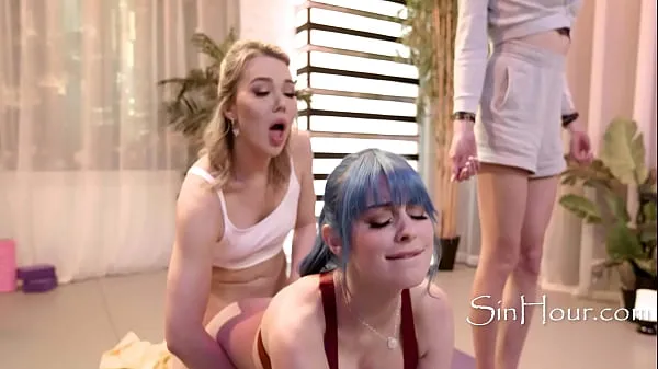 Εμφάνιση κλιπ μονάδας δίσκου True UNAGI Comes From Surprise Fucking - Jewelz Blu, Emma Rose