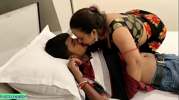 Tampilkan Bengali bhabhi hot amazing XXX sex for rupee!! with clear dirty audio drive Klip