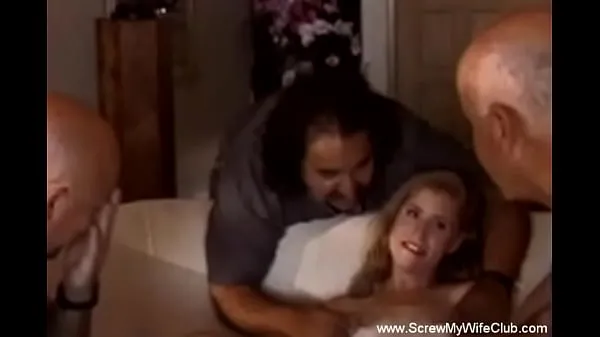 Some Wives Actually Enjoy Fucking Strangers relaxing moment meghajtó klip megjelenítése