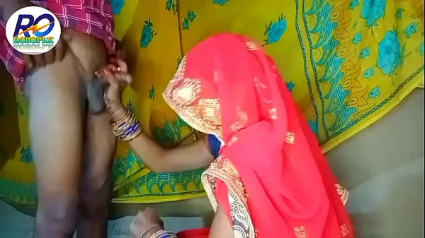 Show Desi village bhabhi saree removing finger karke jordaar chudai drive Clips