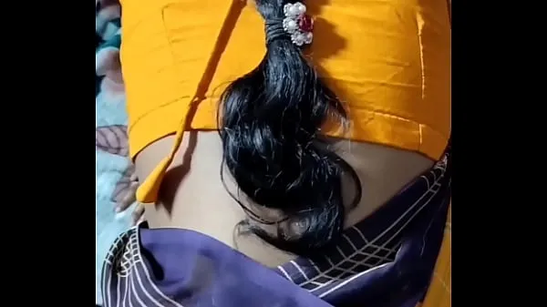 Indian desi Village bhabhi outdoor pissing porn meghajtó klip megjelenítése