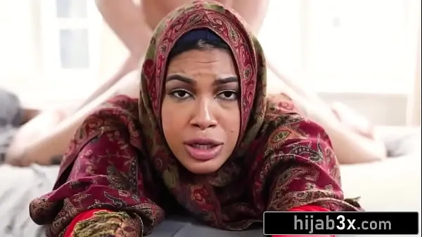 Visa Muslim Stepsister Takes Sex Lessons From Her Stepbrother (Maya Farrell enhetsklipp