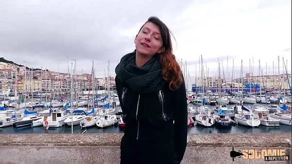 Εμφάνιση κλιπ μονάδας δίσκου Melany, naughty girl from Lyon, wants to learn about anal