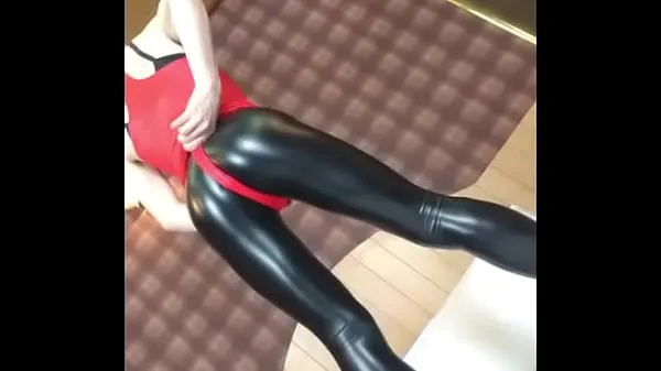Prikaži no porn] Shiny Red Leotard and PU Leggings Sissy image clip ( dejavu posnetke pogona