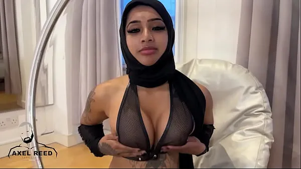 Εμφάνιση κλιπ μονάδας δίσκου ARABIAN MUSLIM GIRL WITH HIJAB FUCKED HARD BY WITH MUSCLE MAN