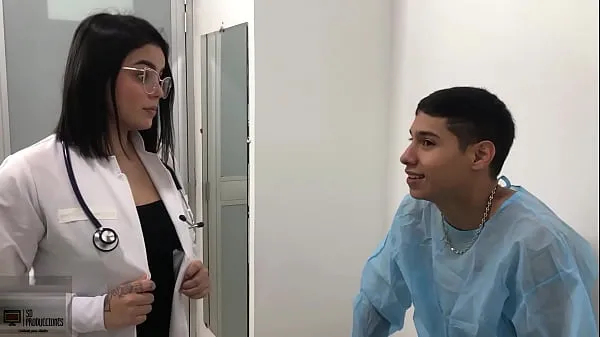 Show The doctor sucks the patient's dick, She says that for my treatment I must fuck her pussy FULL STORY drive Clips