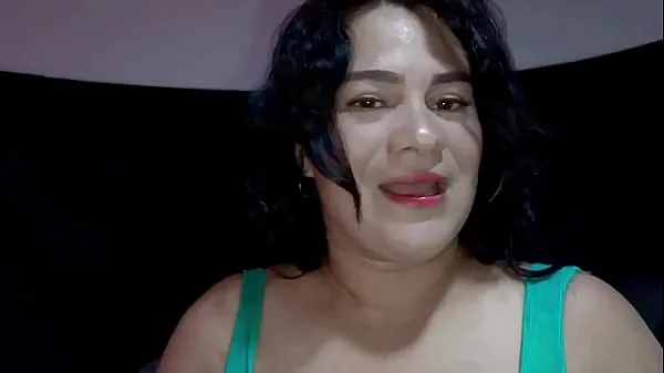 I'm horny, I want to be fucked, my wet pussy needs big cocks to fill me with cum, do you come to fuck me? I'm your chubby busty, I'm your bitch meghajtó klip megjelenítése