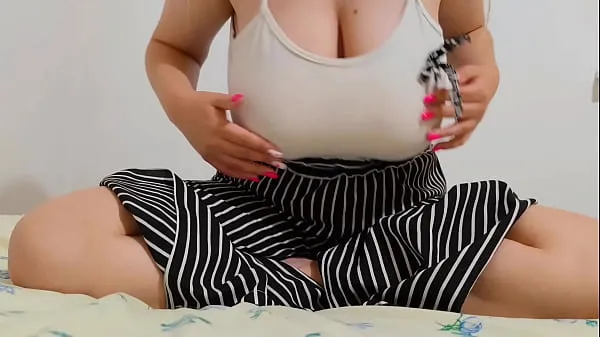 Busty hottie decided to play with her big tits when no one was home - Luxury Orgasm meghajtó klip megjelenítése