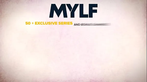 แสดง Blonde Nurse Gets Caught Shoplifting Medical Supplies - Shoplyfter MYLF คลิปการขับเคลื่อน
