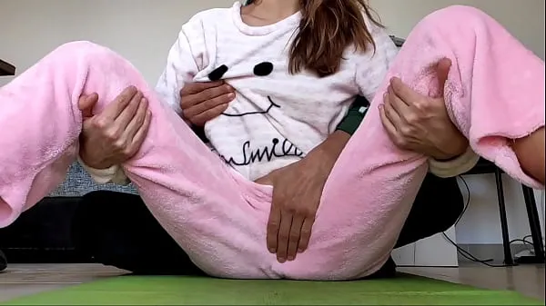 Εμφάνιση κλιπ μονάδας δίσκου asian amateur teen play hard rough petting small boobs in pajamas fetish