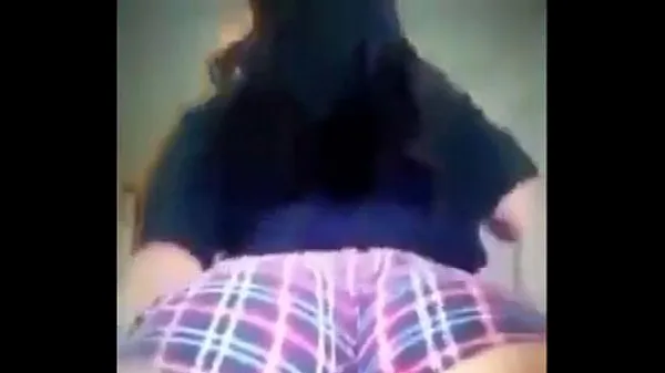 Visa Thick white girl twerking enhetsklipp